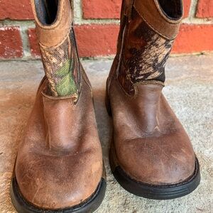 Rocky camo boots kids  11.5